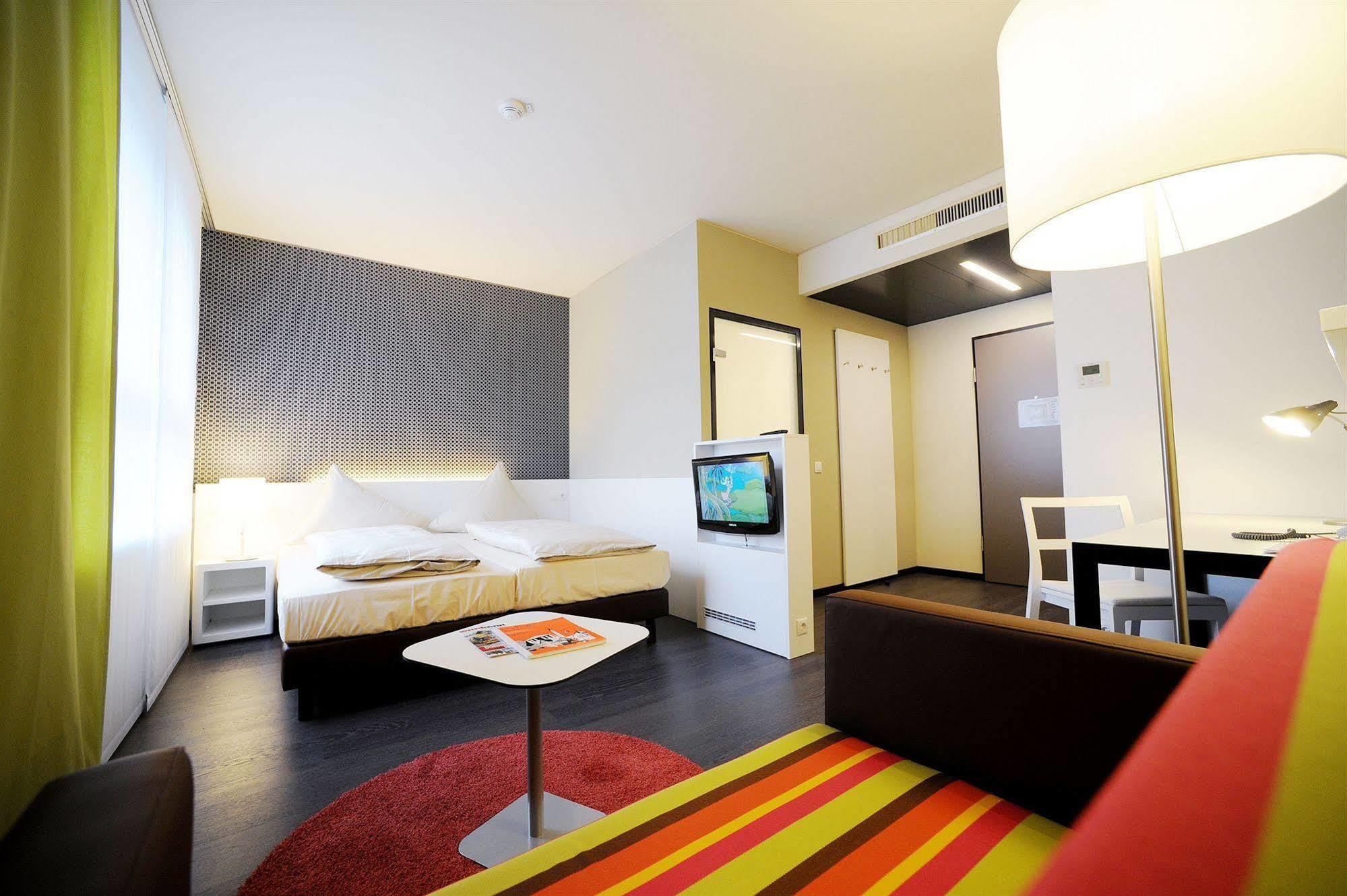 แฮรี โฮม ดอร์นเบียร์น Hotel ดอร์นเบิร์น ภายนอก รูปภาพ